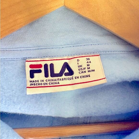 NWOT Fila tricolor Light Blue Pullover Medium - Picture 4 of 4